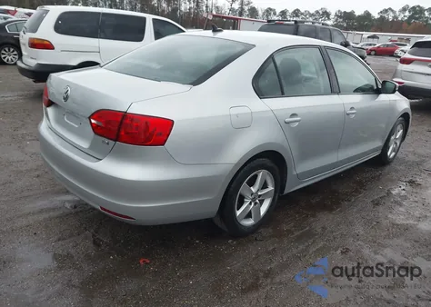 2012 Volkswagen Jetta 2.0L Tdi from USA, damaged, VIN 3VWLL7AJ9CM014398